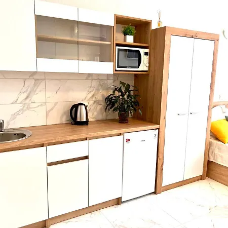 Апартаменти Ospart In A Complex Semycvit 1 *